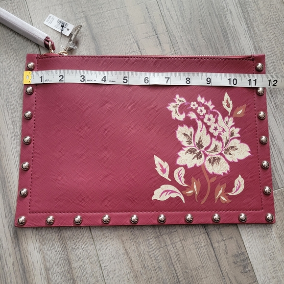 Red Clutch Wristlet Handbag - Picture 10 of 12